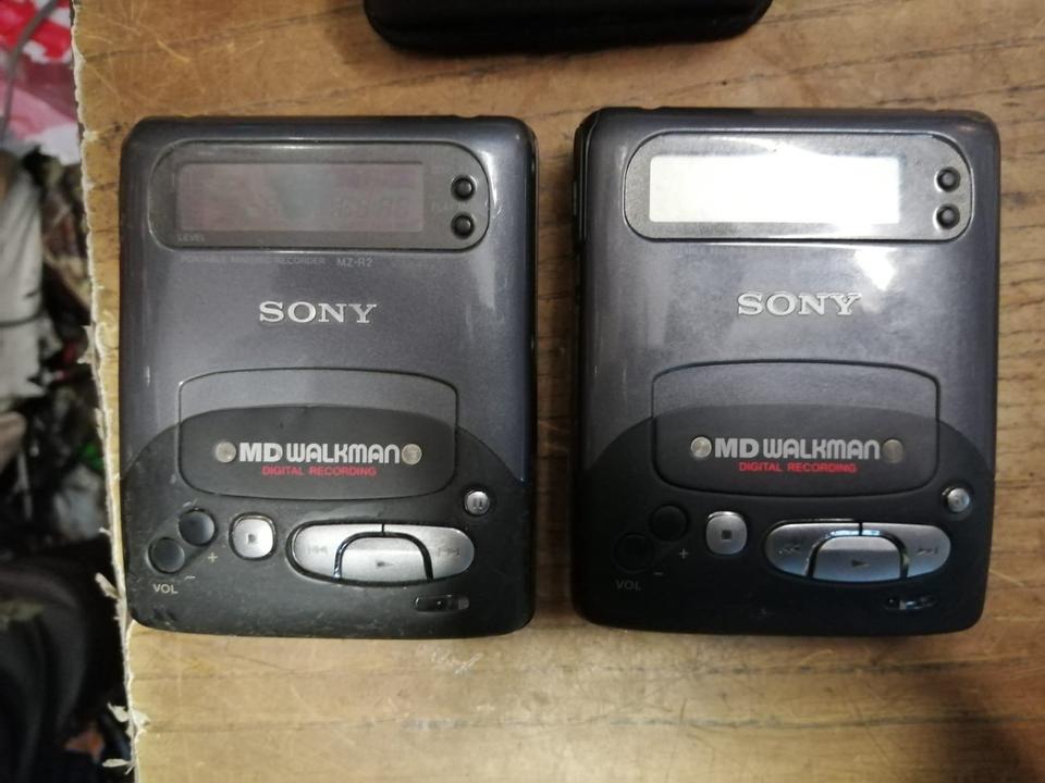 SONY MZ-R2, 2 portable MD-Walkman, DEFEKT!!!