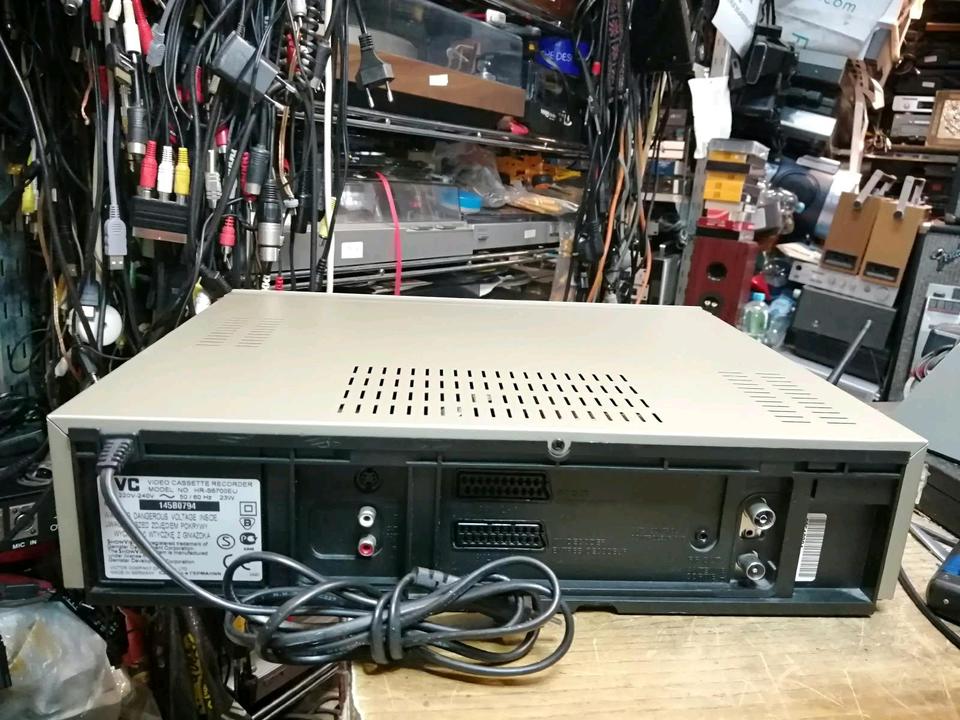 JVC HR-S6700EU, Videocassettenrecorder, guter Zustand!!