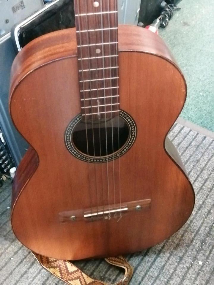 FRAMUS Amateur 5/1, Akustik-Gitarre, mit Gitarrengurt!!