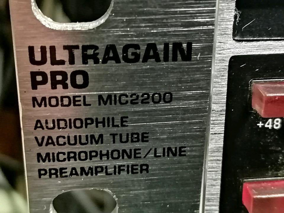 BEHRINGER Ultragain Pro Mic, Vakuumrõhrenverstärker!!