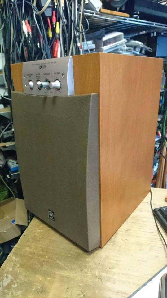 YAMAHA YST-SW105 Subwoofer System, 1 Aktiv-Lautsprecher