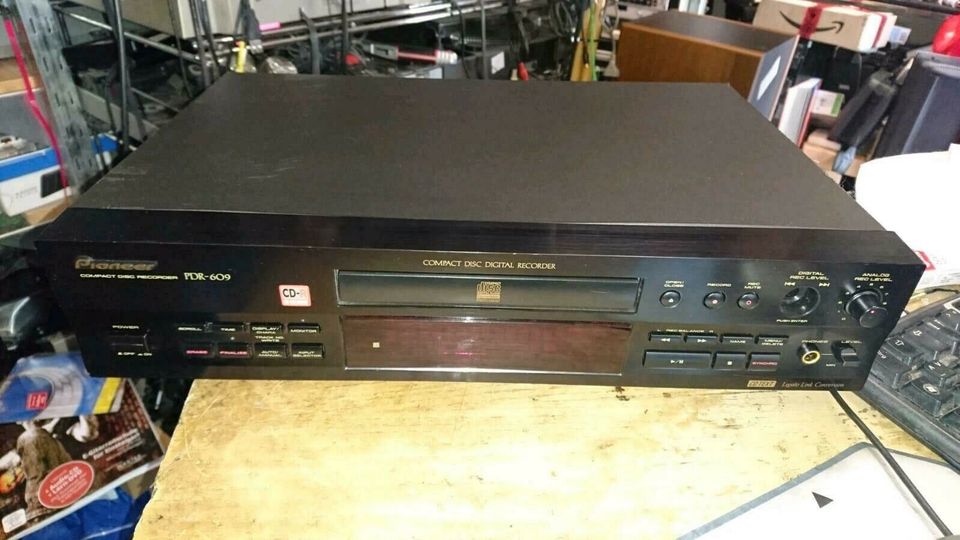 PIONEER Model: PDR-609, CD-Recorder, OHNE Fernbedienung!!