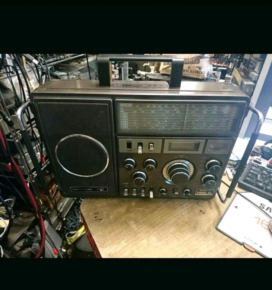 GRUNDIG Satellit 1400 SL, Radio, DEFEKT!!!