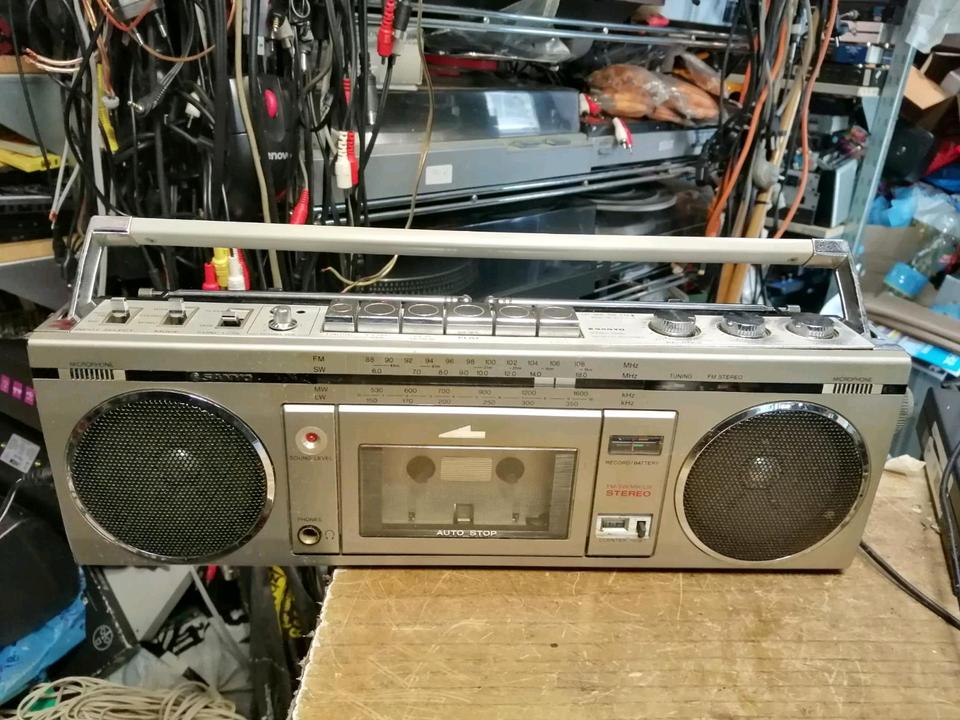 SANYO M7700LE, Radio-Cassetten-Recorder, guter Zustand!!