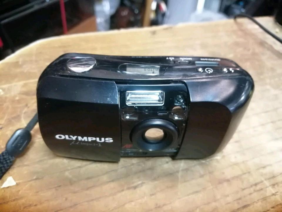 OLYMPUS Mju-1 Analog-Kamera mit 2 Displays, DEFEKT!!