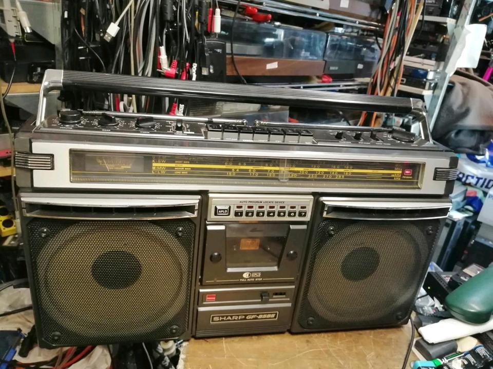 SHARP GF-8585HB, Radio-Cassetten-Recorder, etwas DEFEKT!!