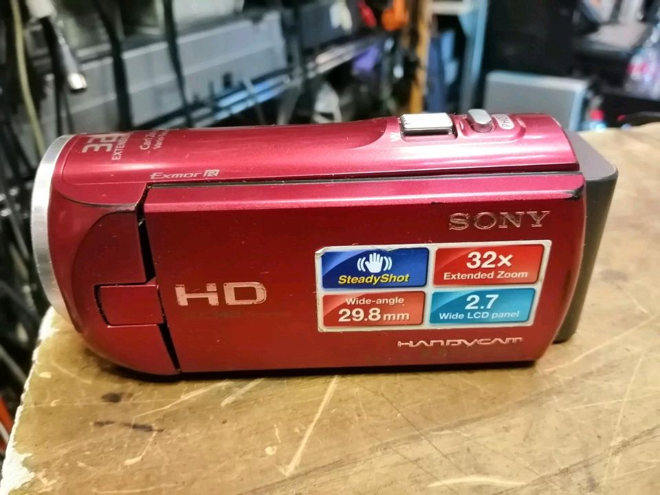 SONY HDR-CX220E, Digital HD Videocamera mit Zubehör!!!