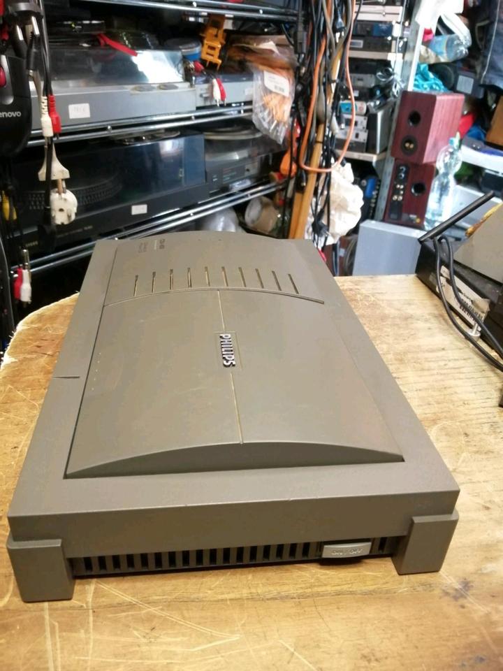 PHILIPS Cdi 450, Konsole mit Controller, NICHT GETESTET!!!