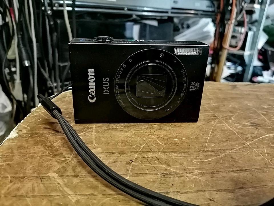 CANON IXUS 500 HS, Digital-Kamera mit Zubehör, guter Zustand!!