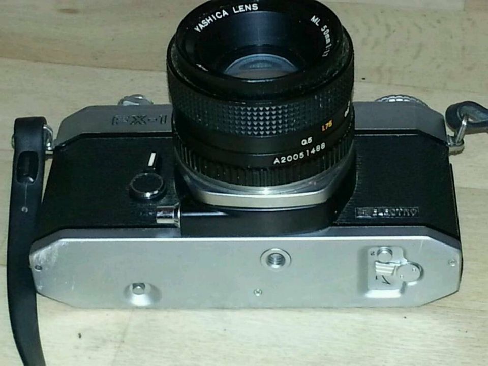 YASHICA FX-1 Camera und Objektiv YASHICA Lens ML 50 mm 1:1.7