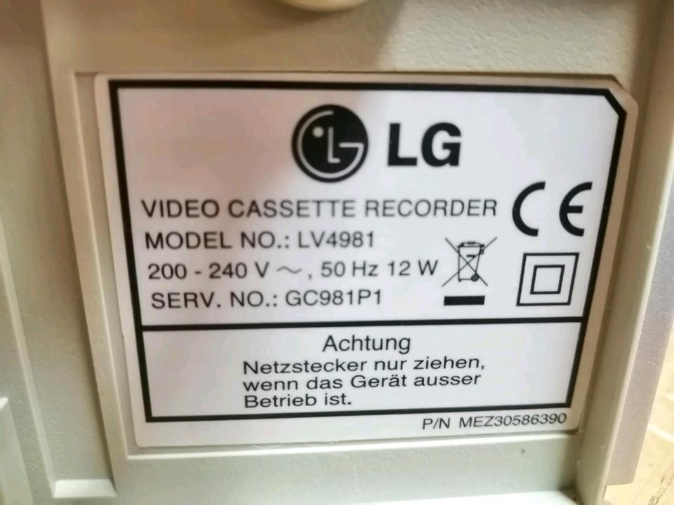 LG LV4981, Videocassettenrecorder mit Original-Fernbedienung!!