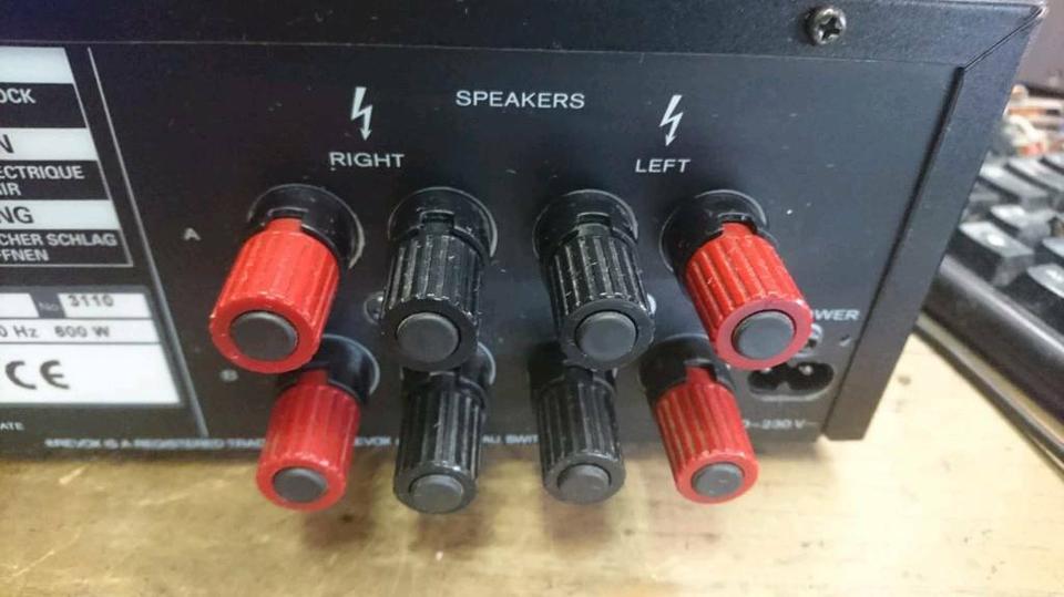 REVOX B 25, Amplifier, 2 Boxenanschlüsse funktionieren Nicht!