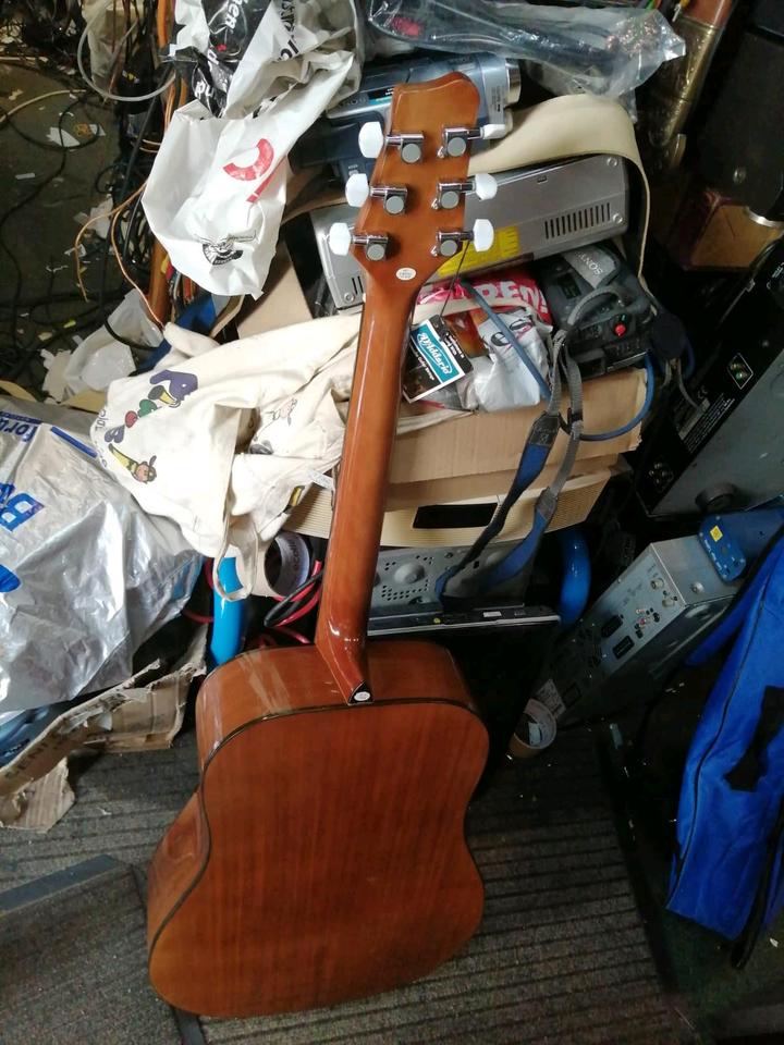 Rocketmusic NP32, Akustik-Gitarre!!