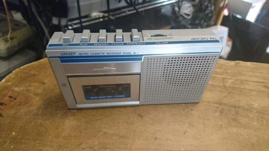 UNISEF Model M-1, Micro Cassette Recorder +Zubehör!