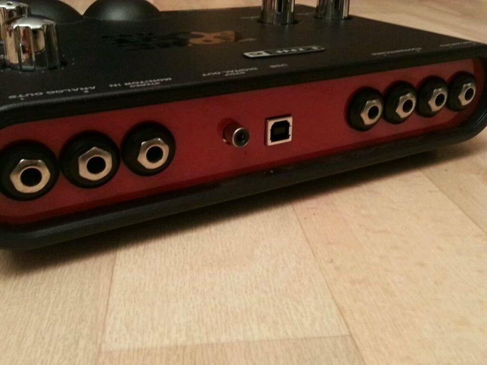 LINE 6 TONE PORT UX 2 mit USB-KABEL, sehr guter Zustand!