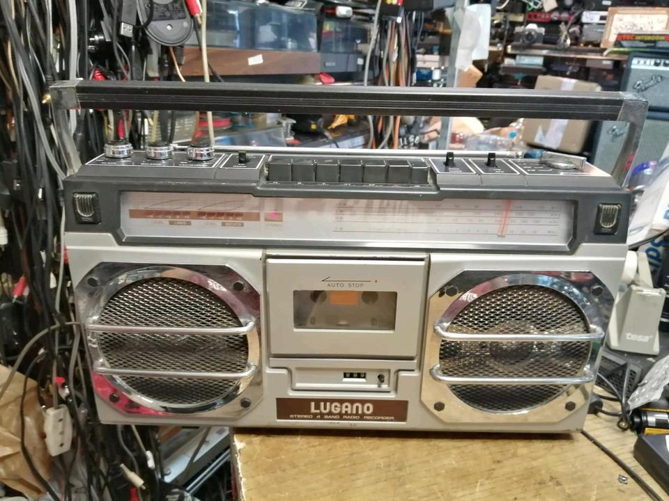 LUGANO Modell: 114, Radio-Cassetten-Recorder, etwas DEFEKT!!!