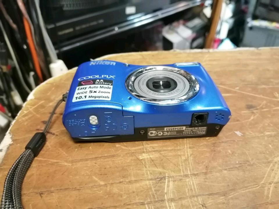 NIKON COOLPIX L23, Digital-Kamera, OHNE Speicherkarte!!