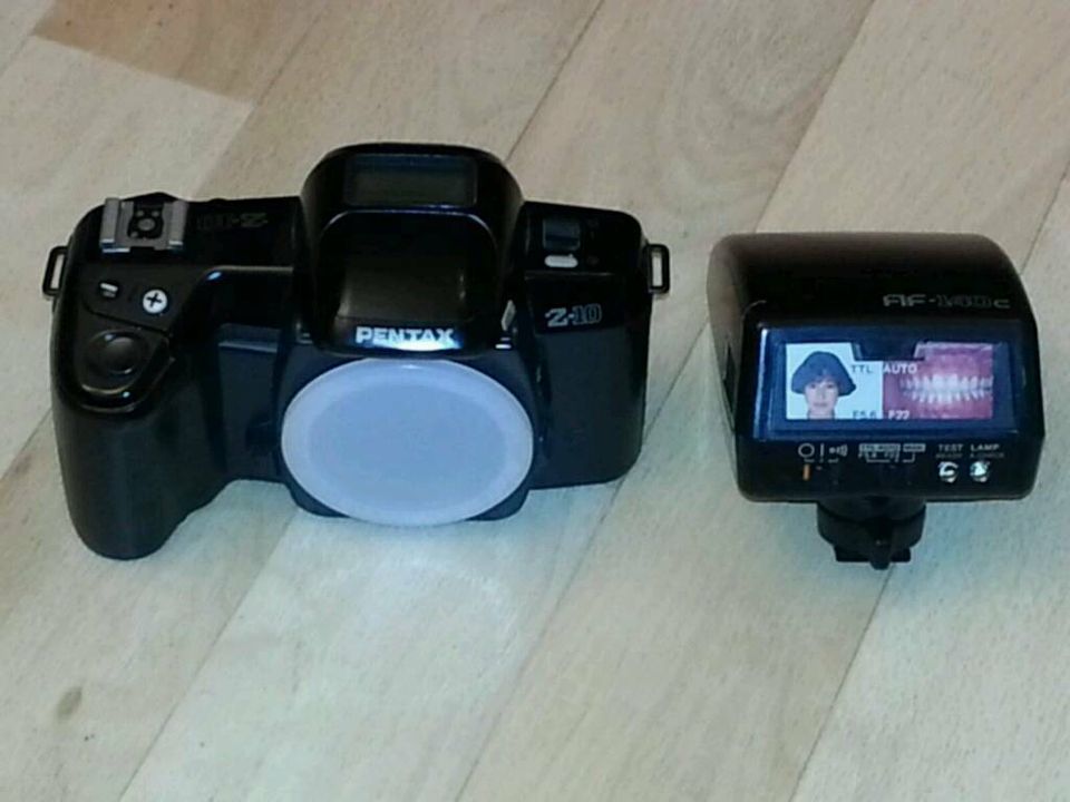 PENTAX Z-10; Camera + PENTAX AF-140c, guter Zustand!