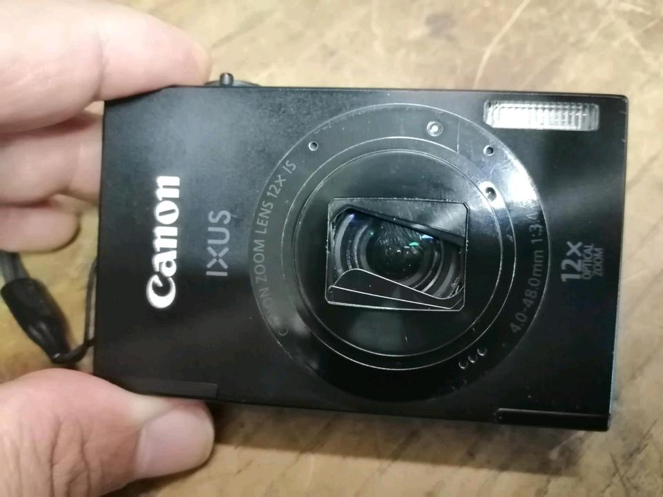 CANON IXUS 500 HS, Digital-Kamera mit Zubehör, guter Zustand!!