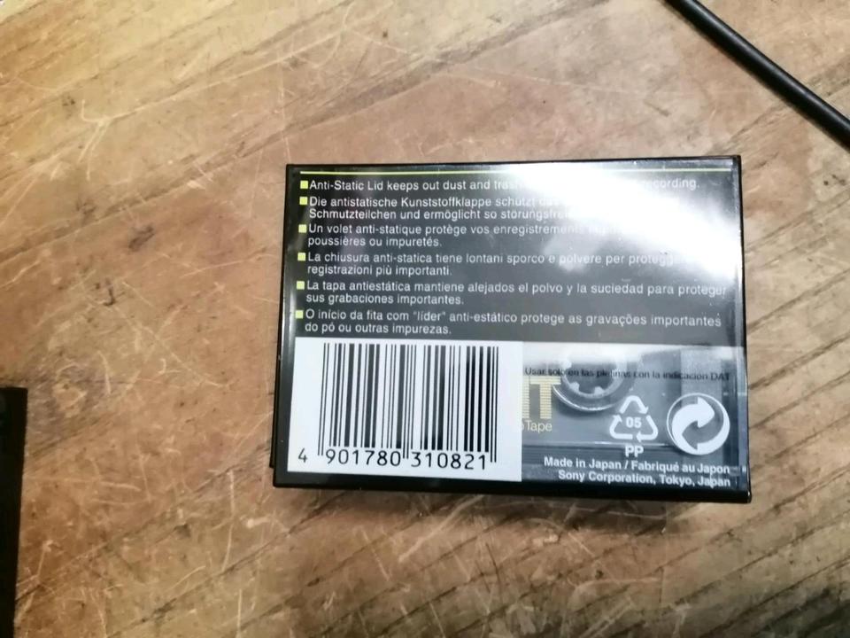 8 NEUE Digital Audio Tape Cassetten (FUJI, SONY und MAXELL!!!