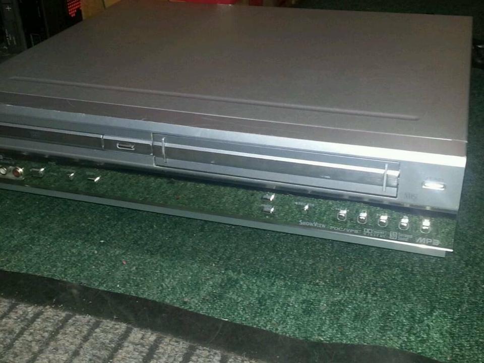 LG DVC 5935, DVD-Player/Videocassetten-Recorder