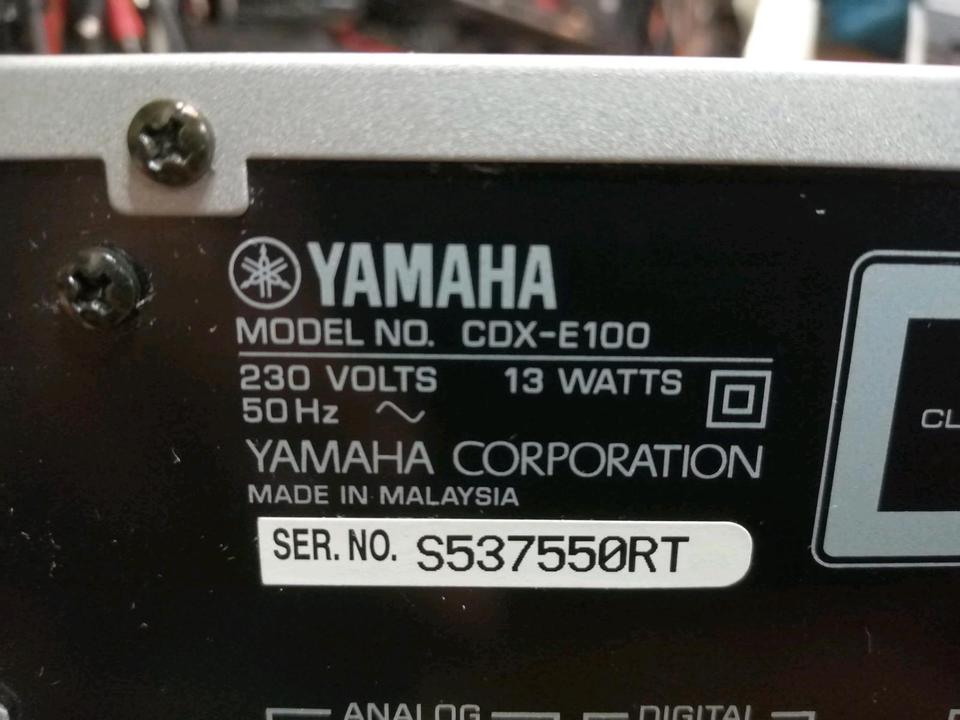 YAMAHA CDX-E100, CD-Player OHNE Fernbedienung!!!