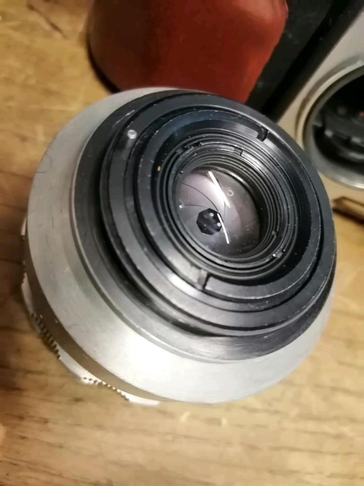 PRAKTICA IVKV, Analog-Kamera he TESSAR Objektiv, guter Zustand!!