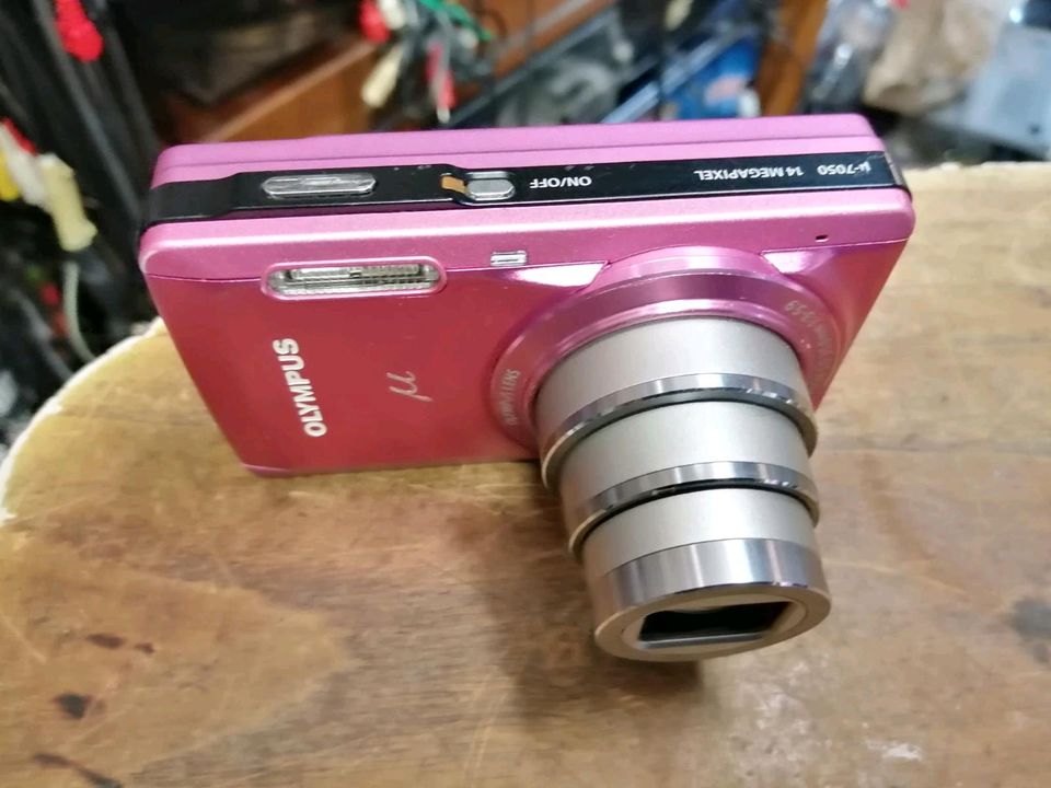 OLYMPUS M7050, Digital-Kamera mit Zubehör!!