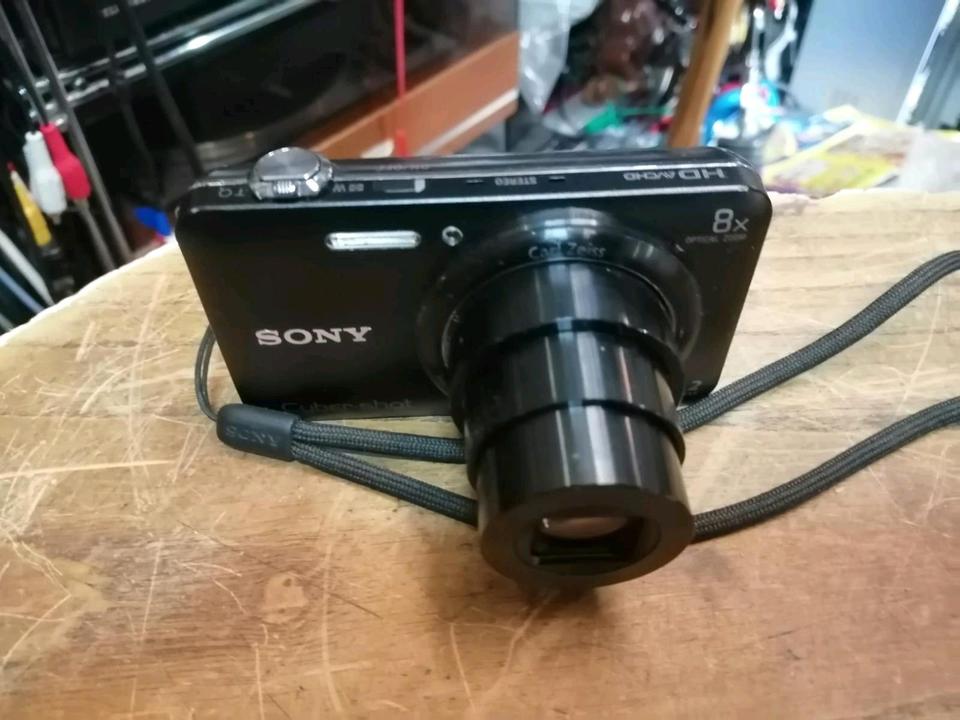 SONY DSC-WX80, Digital-Kamera mit Zubehör!!