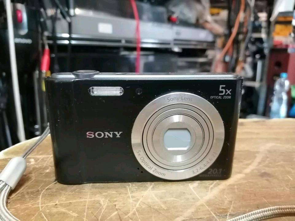 SONY CYBER-SHOT DSC-W800, Digital-Kamera mit Zubehör!!