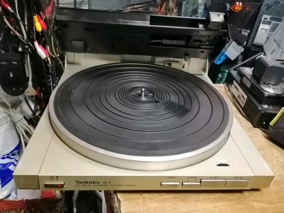 TECHNICS SL-3, Plattenspieler mit NEUEN Antriebsriemen!!!