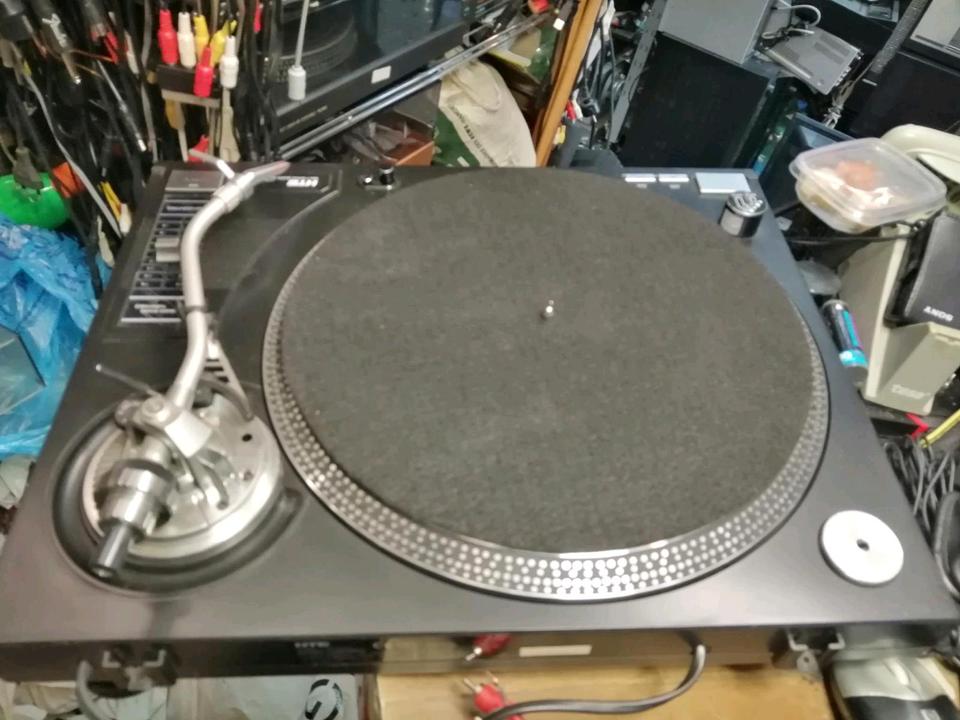 HTE Model HT-910Q, Plattenspieler + ORTOFON Nadelsystem!!