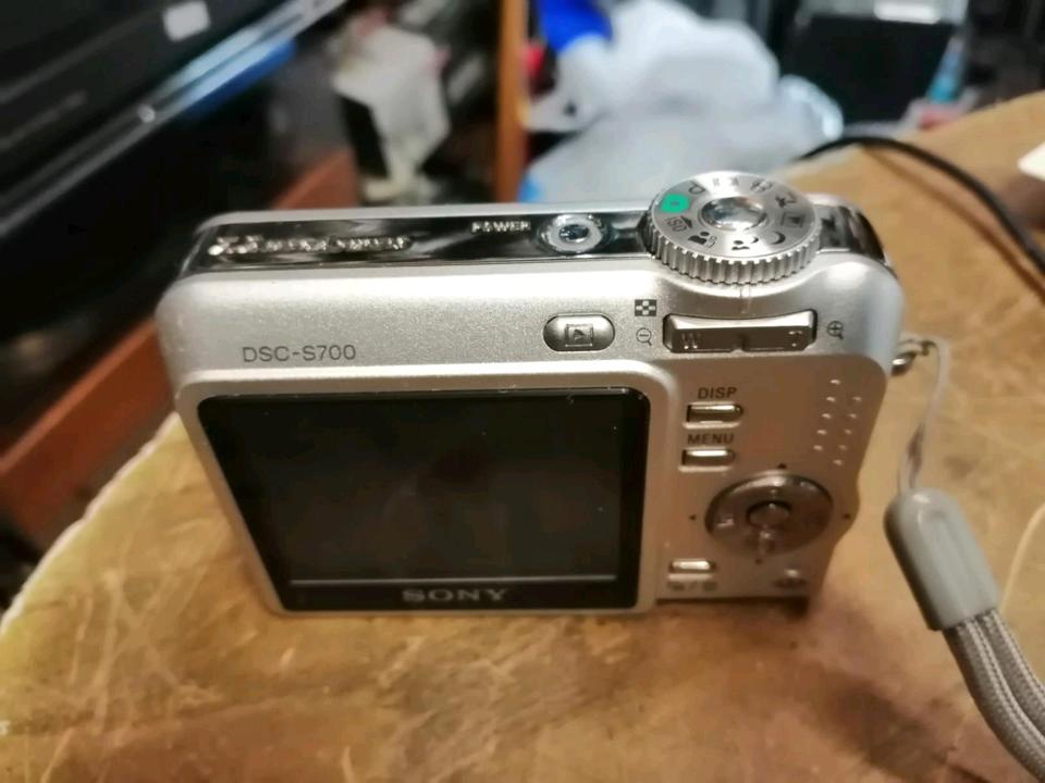 SONY DSC-S700, Digital-Kamera, OHNE Speicherkarte!!