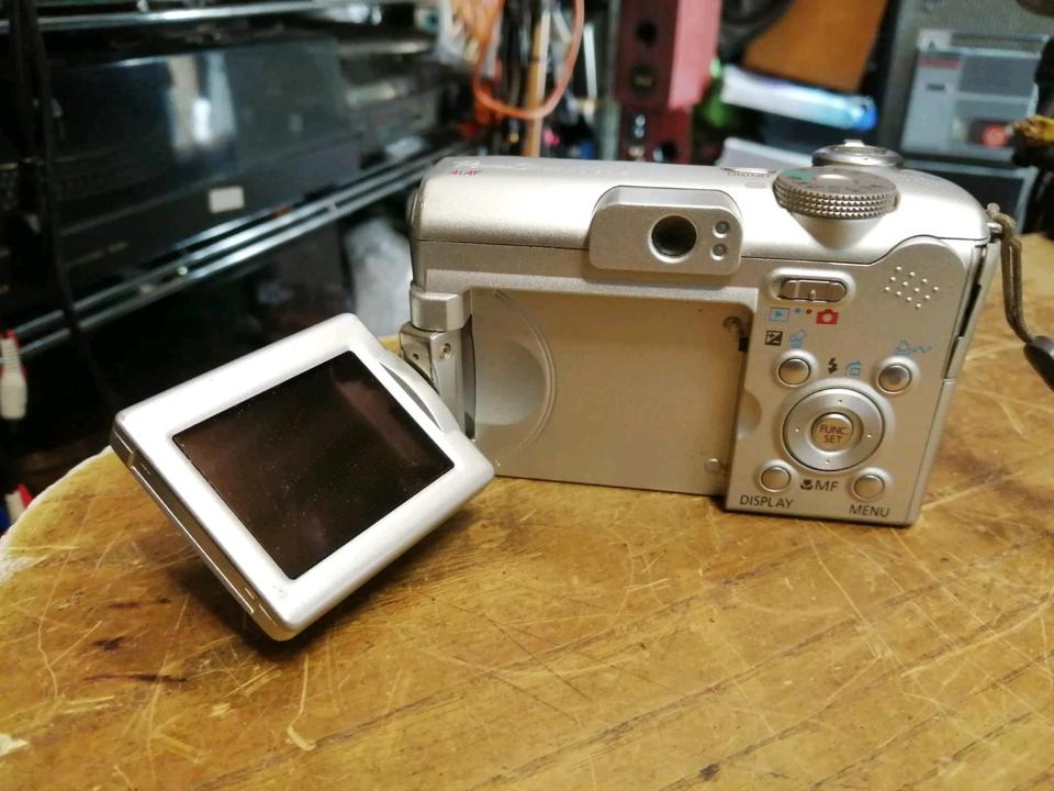 CANON  PowerShot A610, Digital-Kamera mit Speicherkarte!!