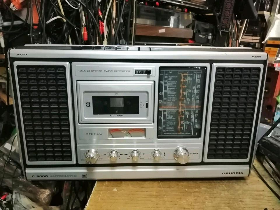 GRUNDIG C9000 AUTOMATIC, Radio-Cassetten-Recorder, etwas DEFEK!