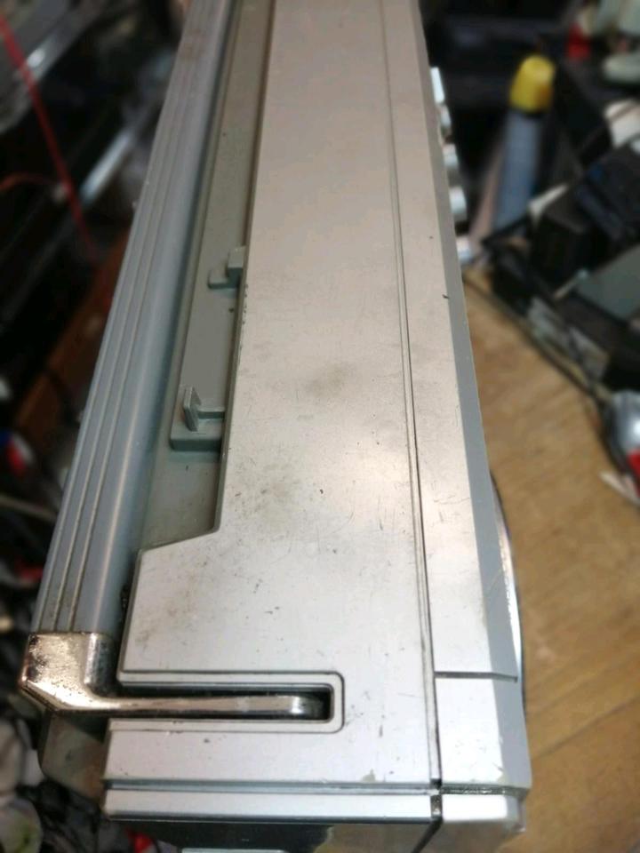 SHARP GF-8989, Radio-Cassetten-Recorder, etwas DEFEKT!!