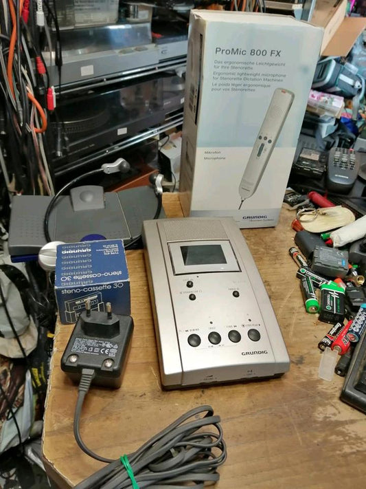 GRUNDIG St3210, Diktiergerät mit Zubehör, komplett!!!