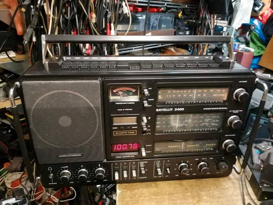 GRUNDIG SATELLIT 3400 Professional, Radio, guter Zustand!!