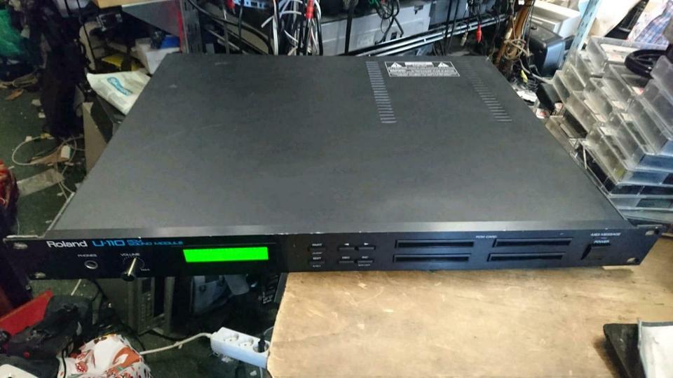 ROLAND U-110 PCM Sound Module