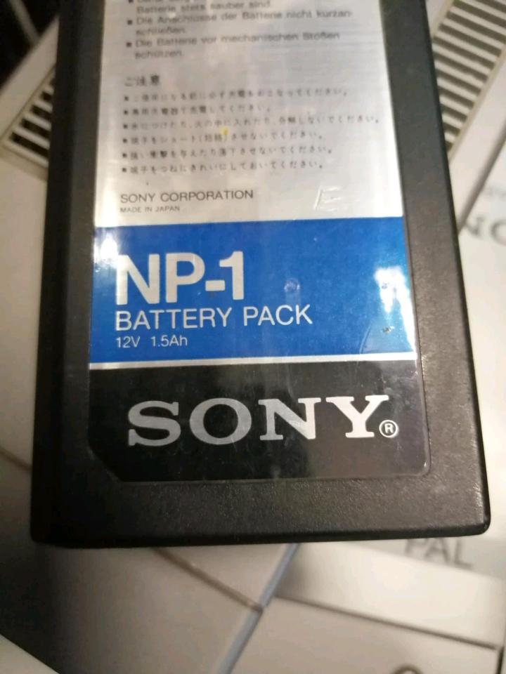 SONY BETAMAX SL-F1E, Videocassettenrecorder + SONY Netzteil!!!