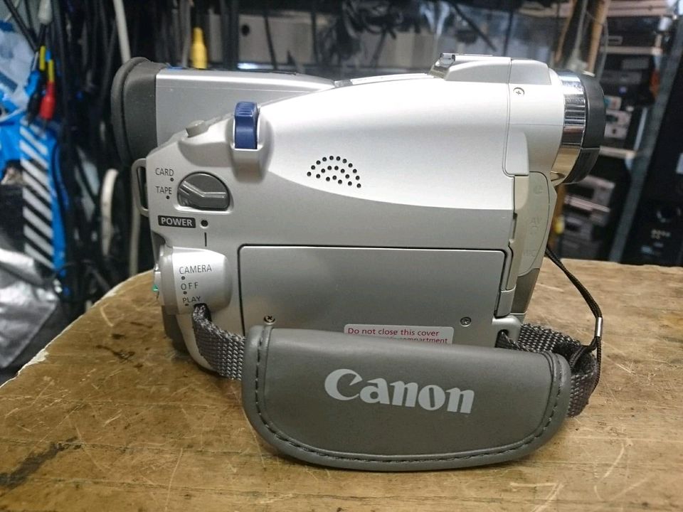 CANON DM-MV425 E, MiniDV-Videocamera mit Zubehör!!!