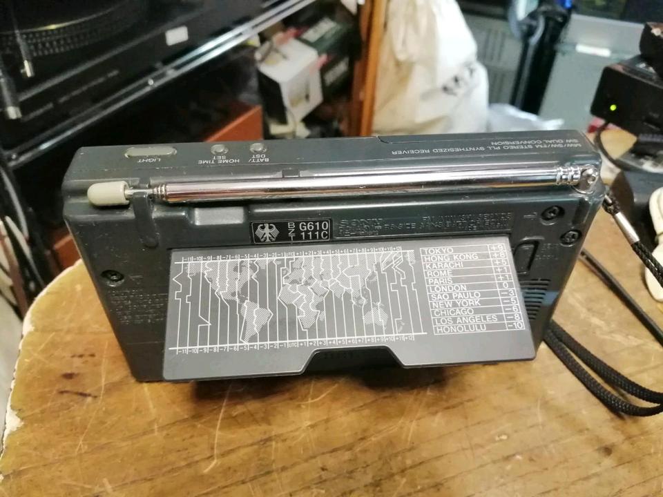 SONY ICF-SW33 World Time, Radio, guter Zustand!!