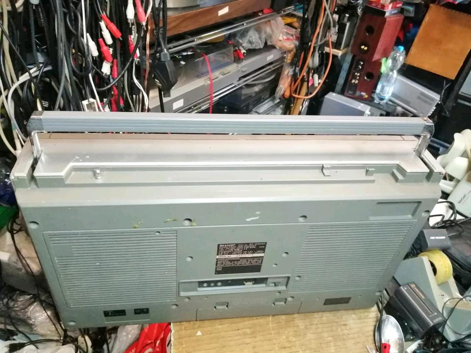 SHARP GF-8989, Radio-Cassetten-Recorder, etwas DEFEKT!!