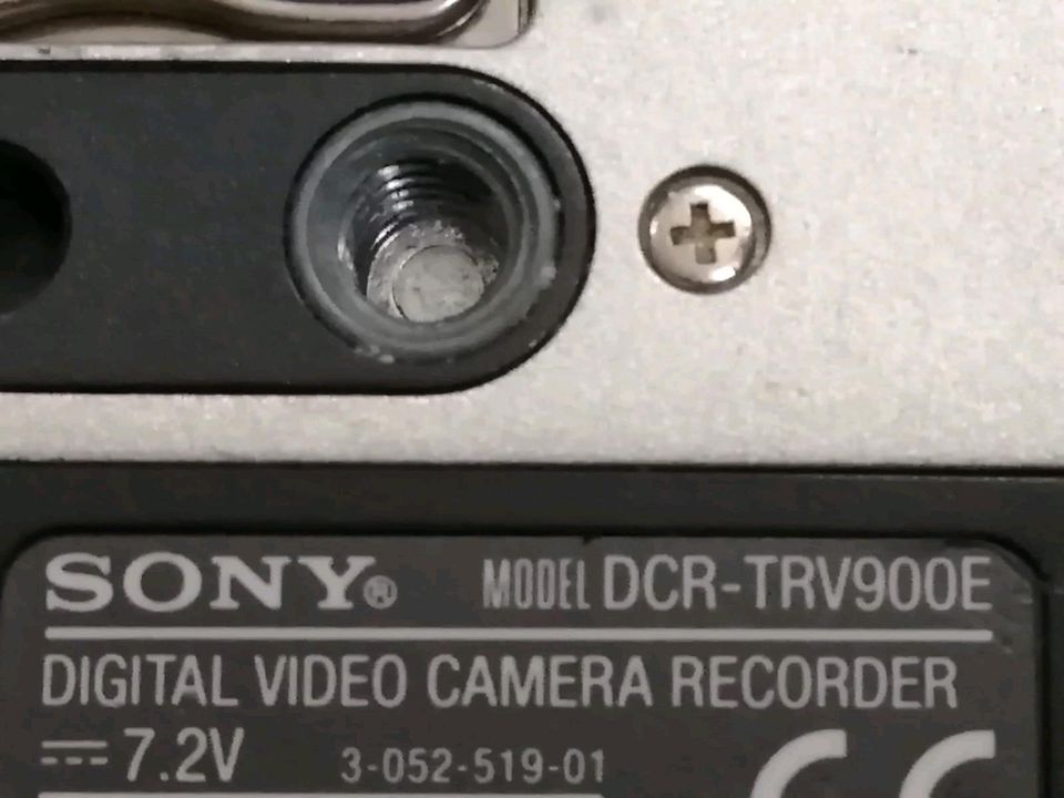 SONY DCR-TRV900E, Digital MiniDV-Videocamera mit Zubehör!!