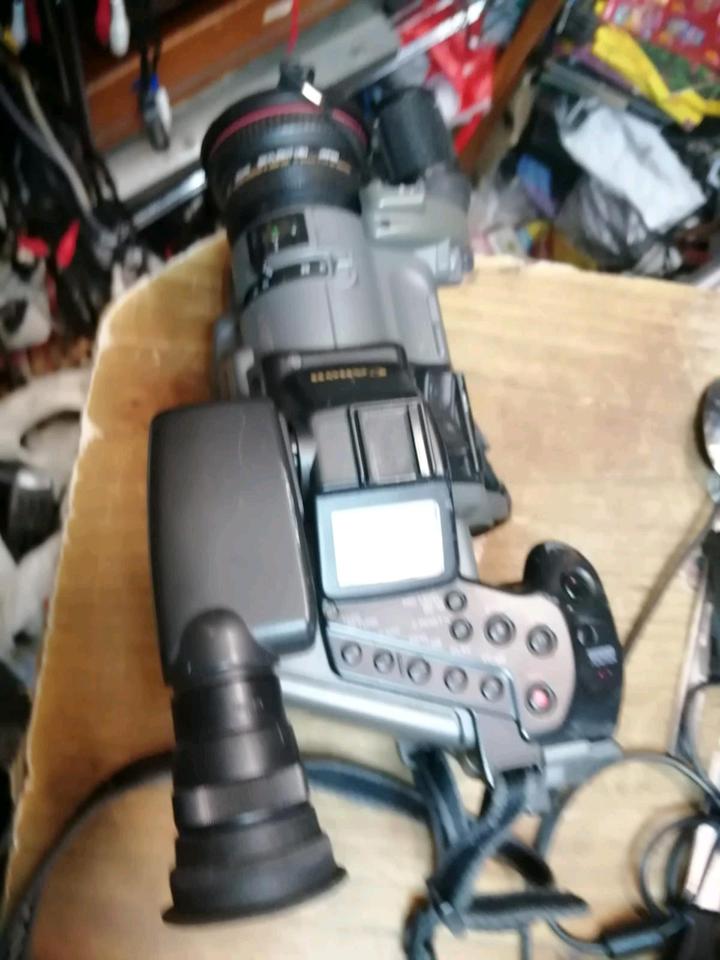 CANON CANOVISION EX1 + CANON CANOVISION A2 HI8!!