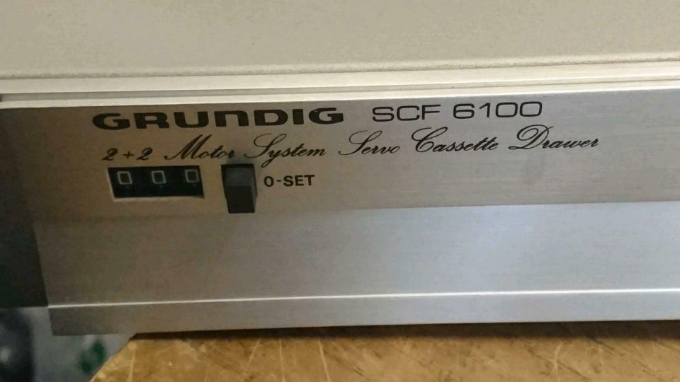 GRUNDIG SCF 6100, Cassetten-Deck, etwas DEFEKT!!