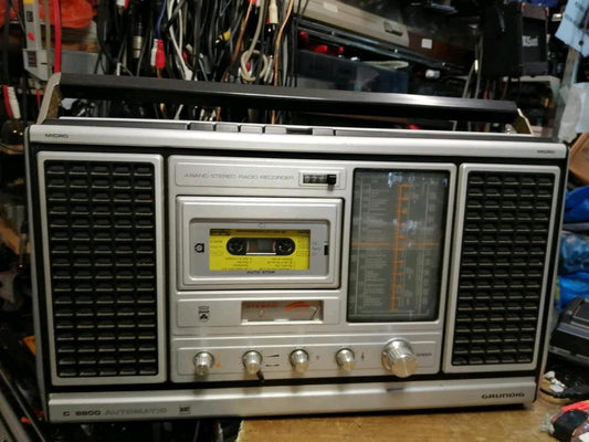 GRUNDIG C8800 Automatic, Radio-Cassetten-Recorder, Guter Zustand!