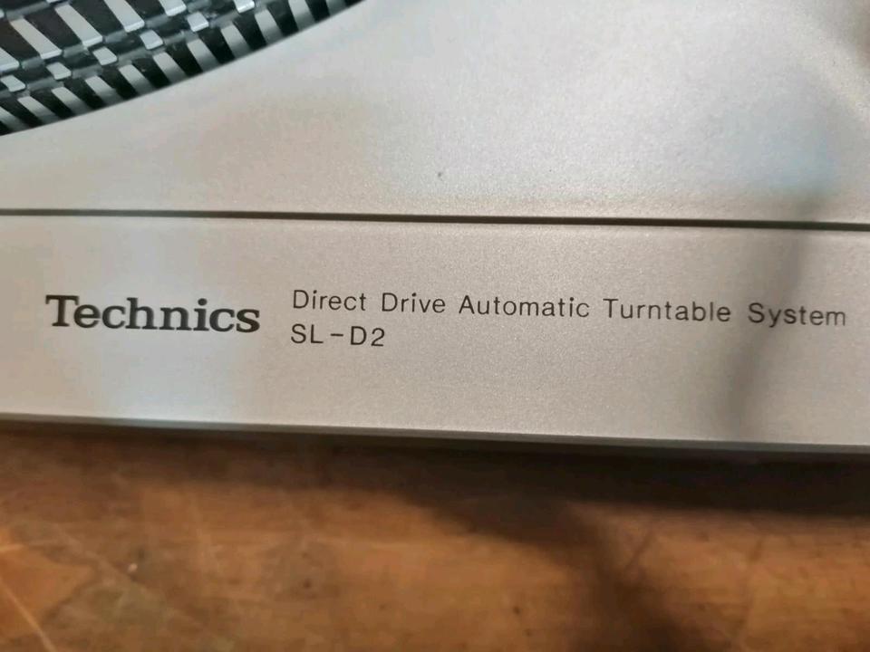 TECHNICS SL-D2 Plattenspieler, mit NEUER Nadel!!