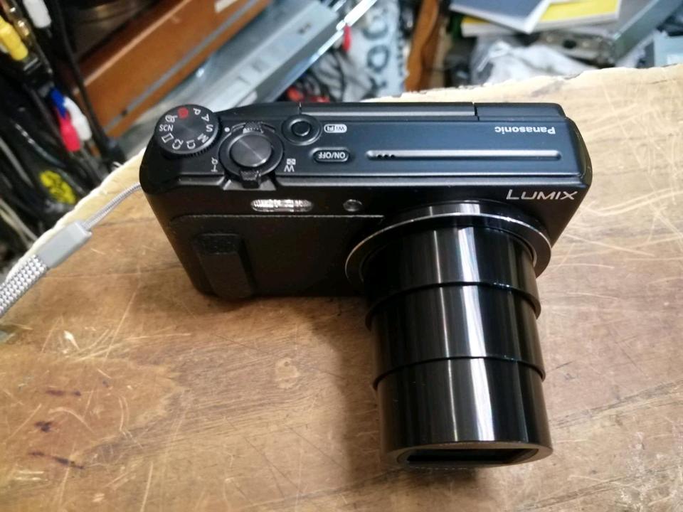 PANASONIC DMC-TZ58, Digital-Kamera mit Zubehör, OHNE Speicherkar!