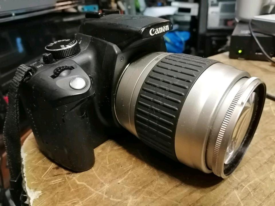 CANON EOS350 Da Digital, Digital-Kamera mit VOIGTLÄNDER Objektiv!